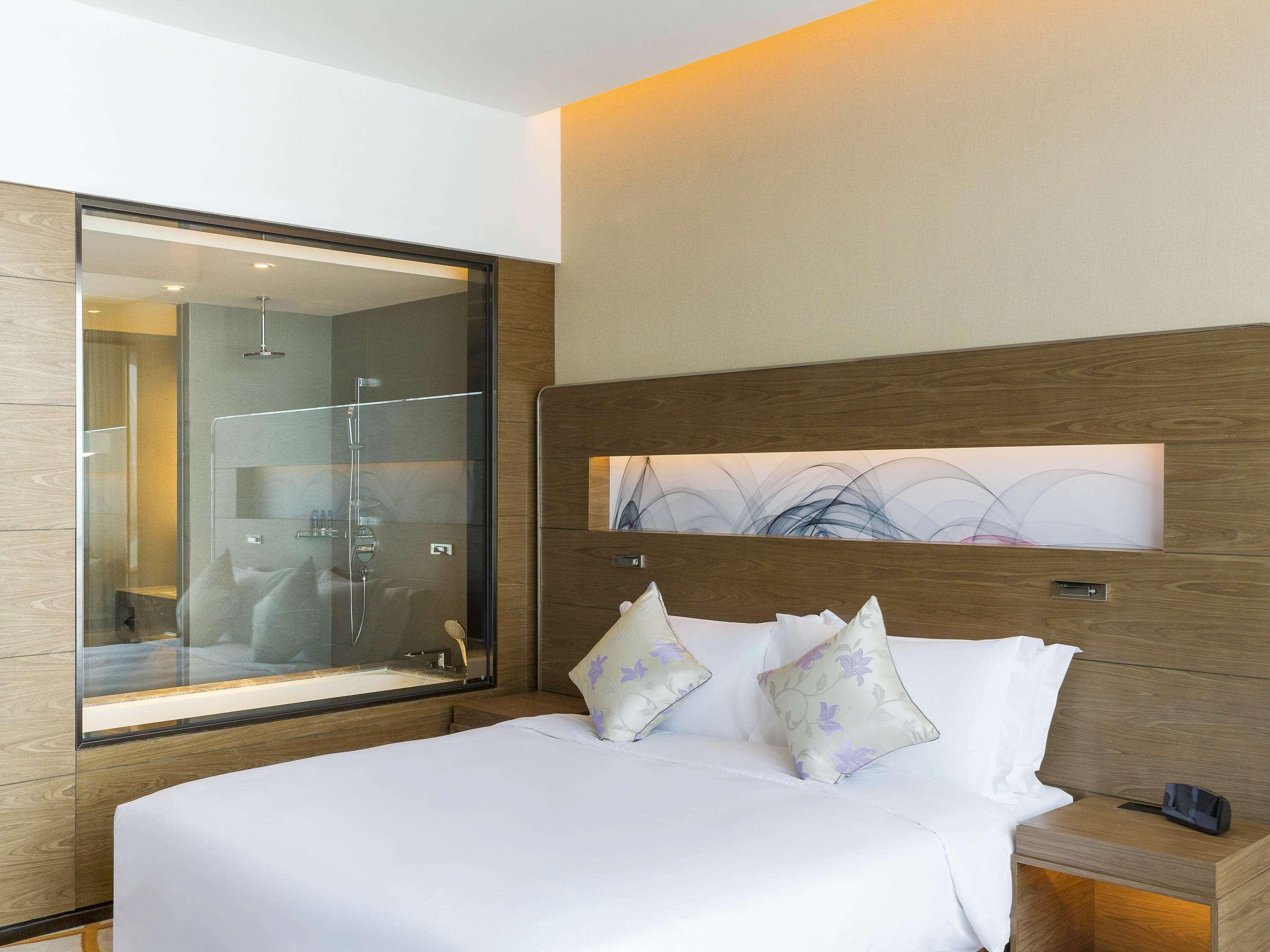 Novotel Rizhao Suning Exterior photo